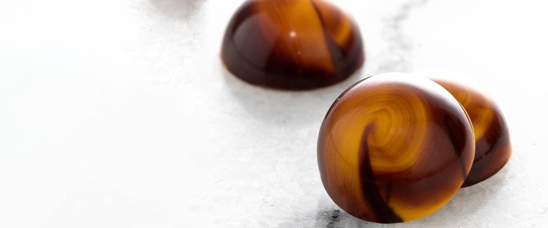 tempering chocolate